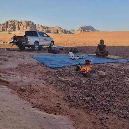 Bedouin Family Camp Hotell Wadi Rum Exteriör bild