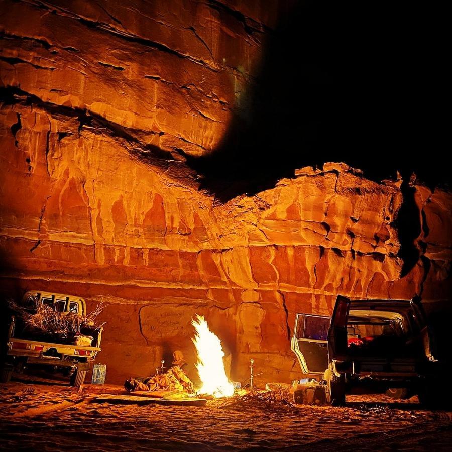 Bedouin Family Camp Hotell Wadi Rum Exteriör bild
