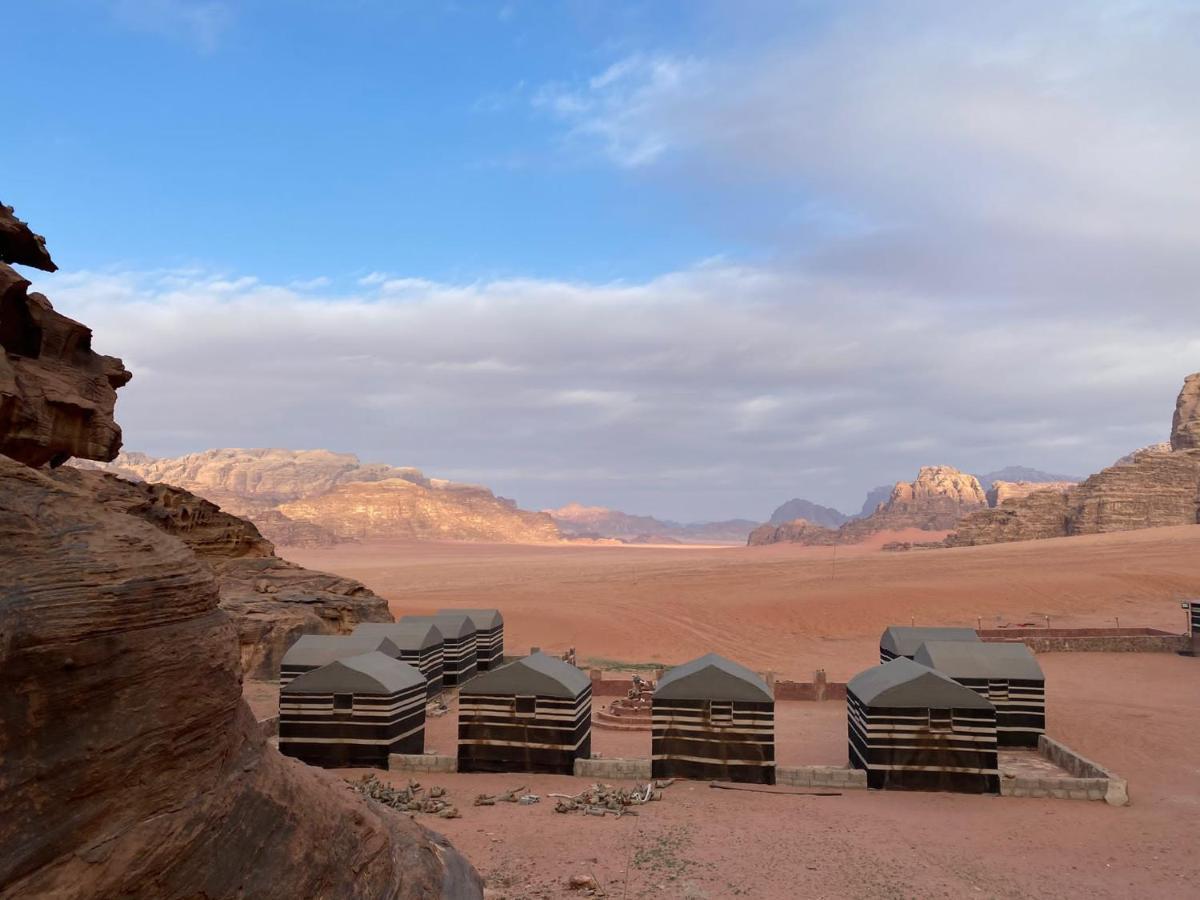 Bedouin Family Camp Hotell Wadi Rum Exteriör bild