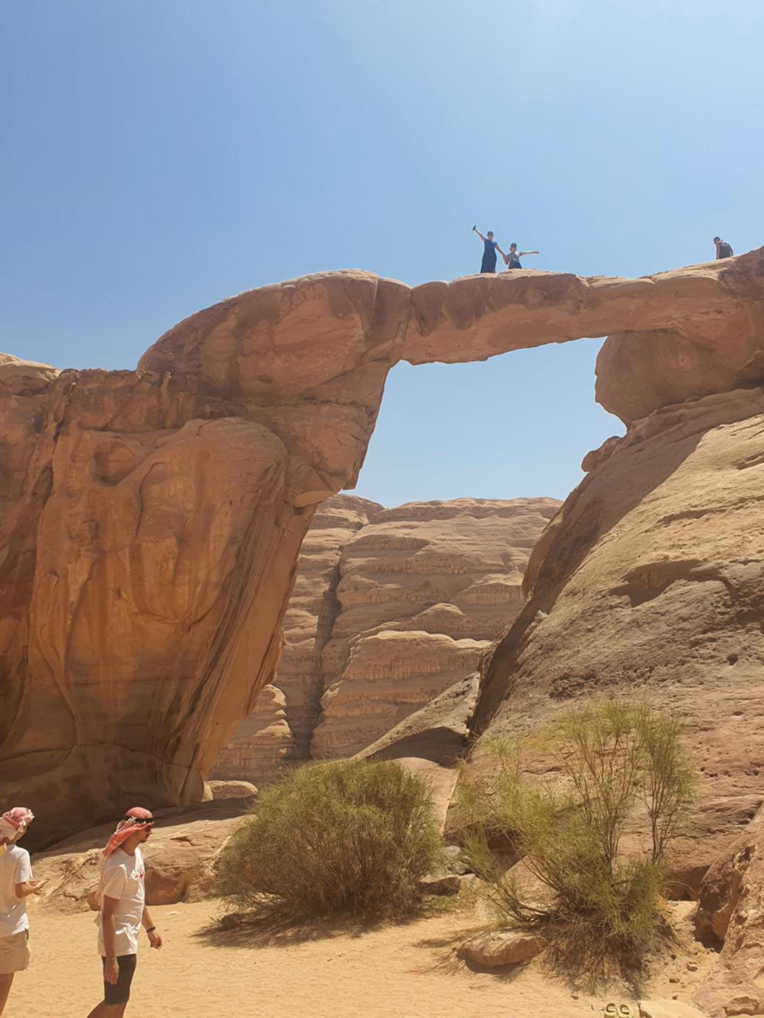 Bedouin Family Camp Hotell Wadi Rum Exteriör bild